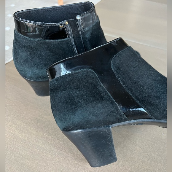 Munro Hope High Heels Black Suede Ankle Boots - Picture 2 of 9